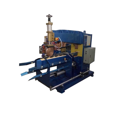 Pipe seam welder